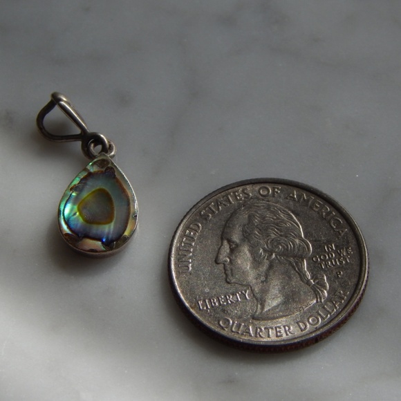 Sterling silver abalone pendant - Picture 2 of 4
